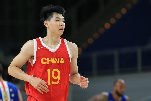 媒体人：刘金雨&杨曦皓今日进入名单 崔永熙因为郭导保护缺席比赛
